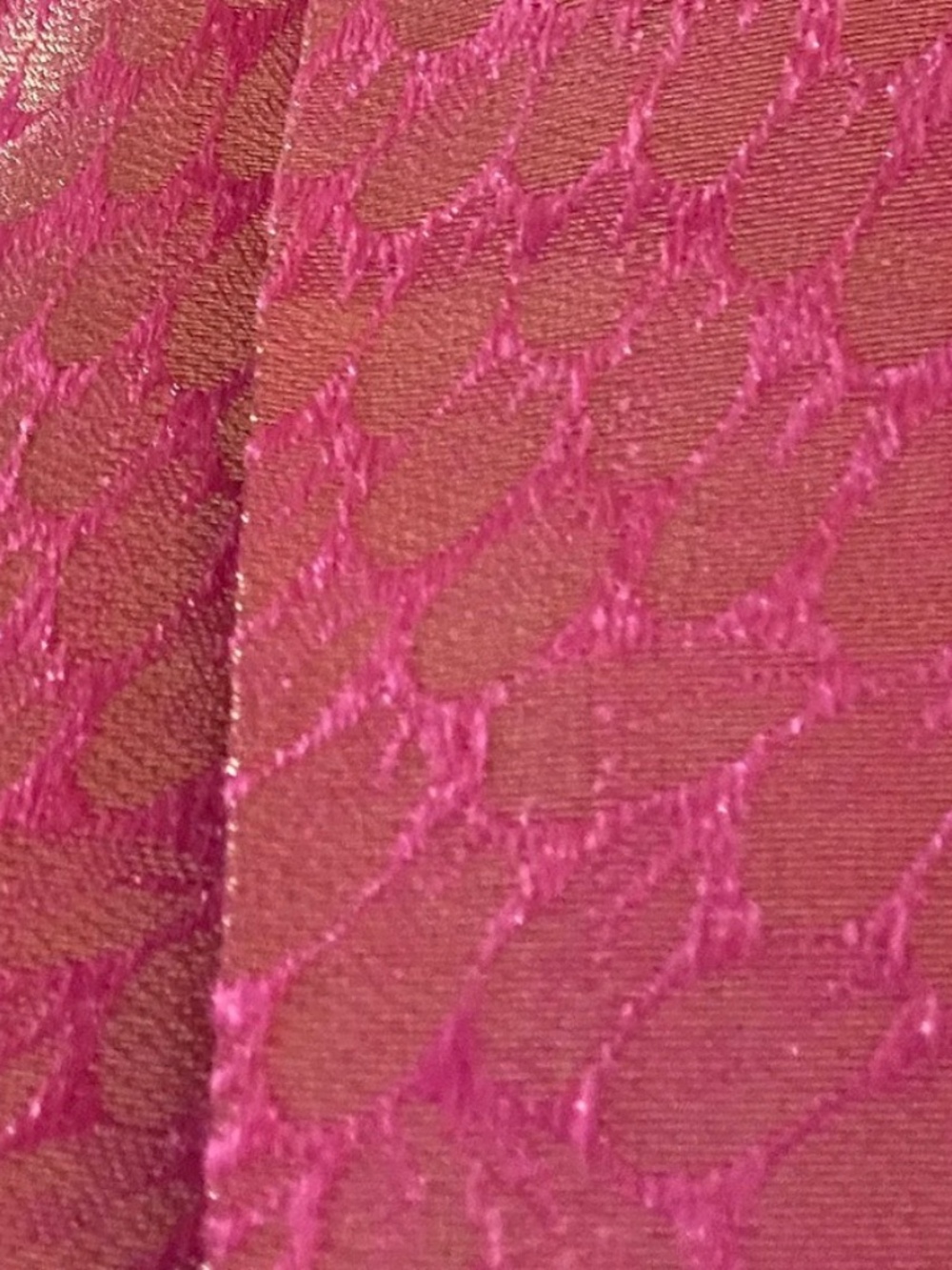 LIZA BYRD Pink and Gold Jacquard Top, NWT - Picture 3 of 3